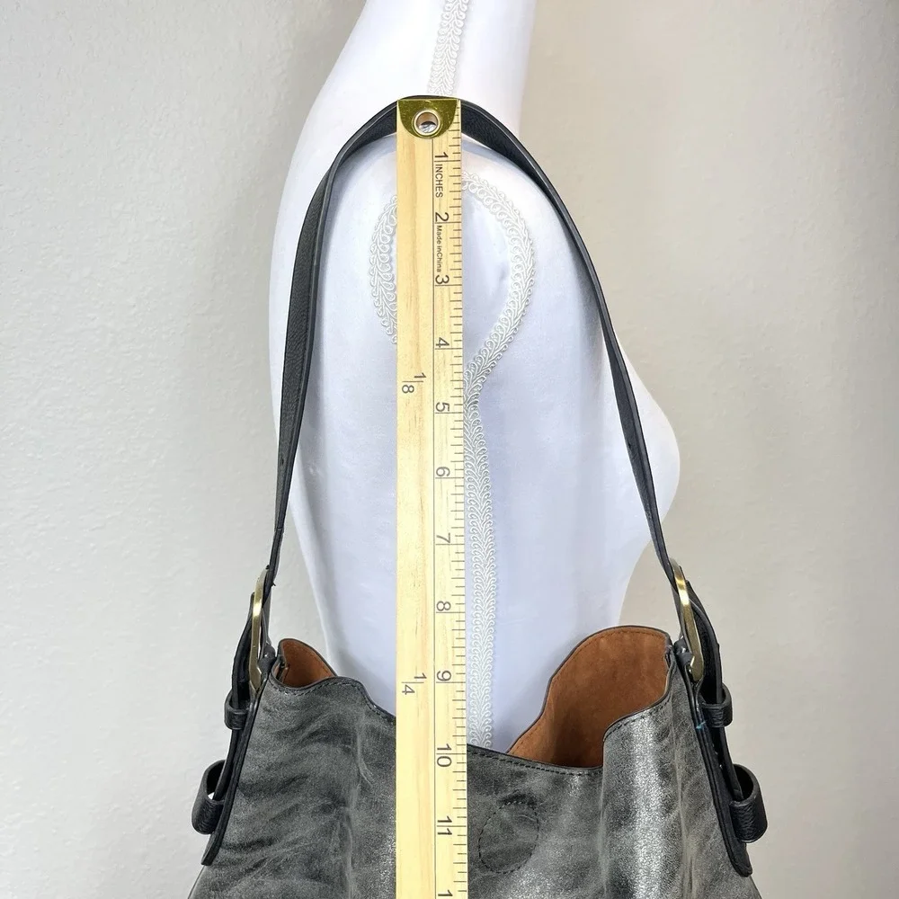 Joy Susan Classic‎ Hobo Vegan Leather Handbag Metallic Platinum Slouchy Grunge